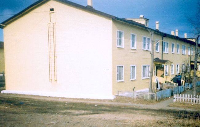 А такие дома в п.Токи снаружи