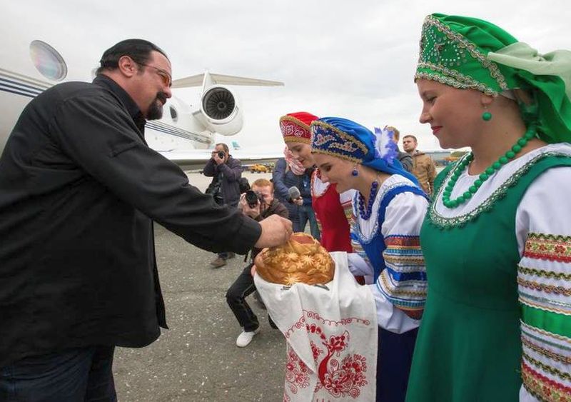 Стивен Сигал на Сахалине