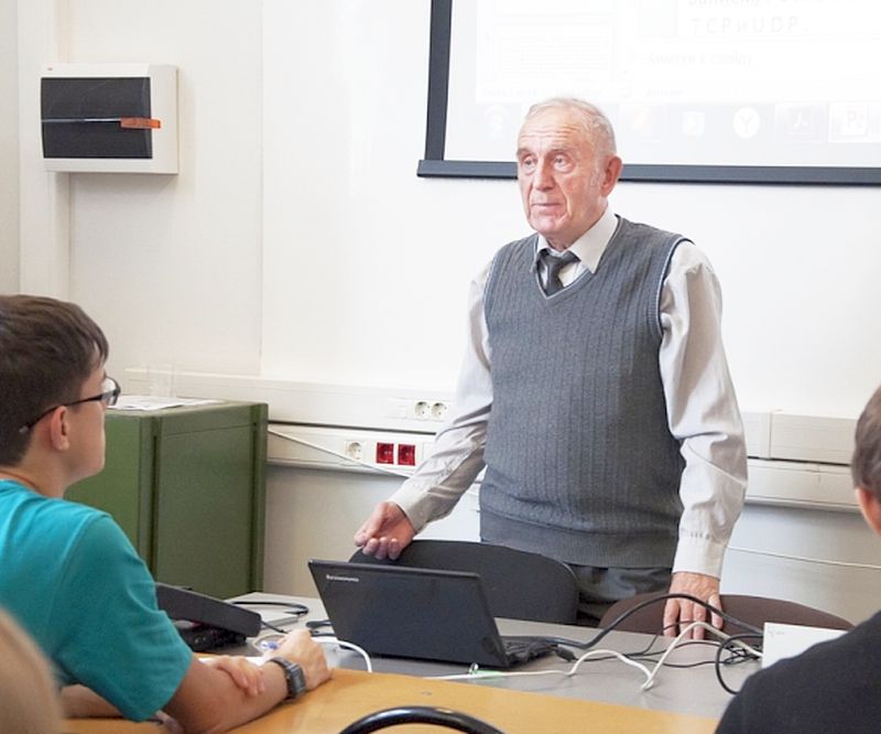 Профессор Школы естественных наук Дальневосточного федерального университета (ДВФУ) Семен Гордеев. Фото Анастасии Котляровой