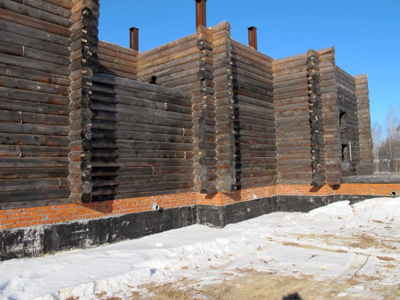 Храм подрос на 10 венцов