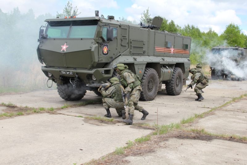 Бронеавтомобиль «Тайфун»