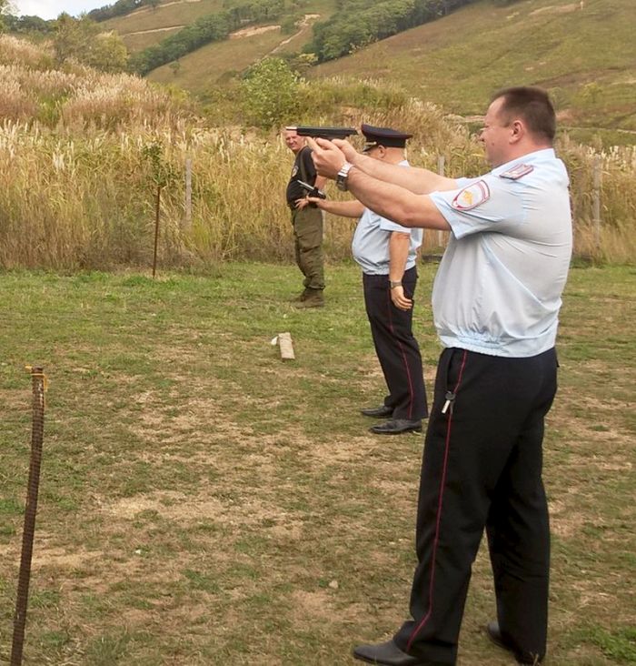 Вадим Трущенко личным примером продемонстрировал отличные результаты на огневом рубеже