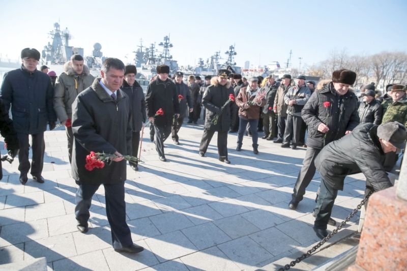 Во Владивостоке почтили память пионеров подводного плавания на Тихом океане