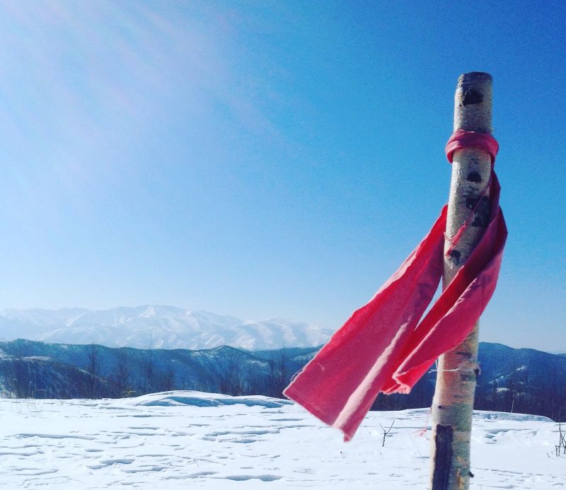 ТДС «Солекуль» стоит в районе Тордоки-Яни (на фото на заднем плане, высота 2 090,4 м над уровнем моря!) - самой высокогорной части Сихотэ-Алинского хребта