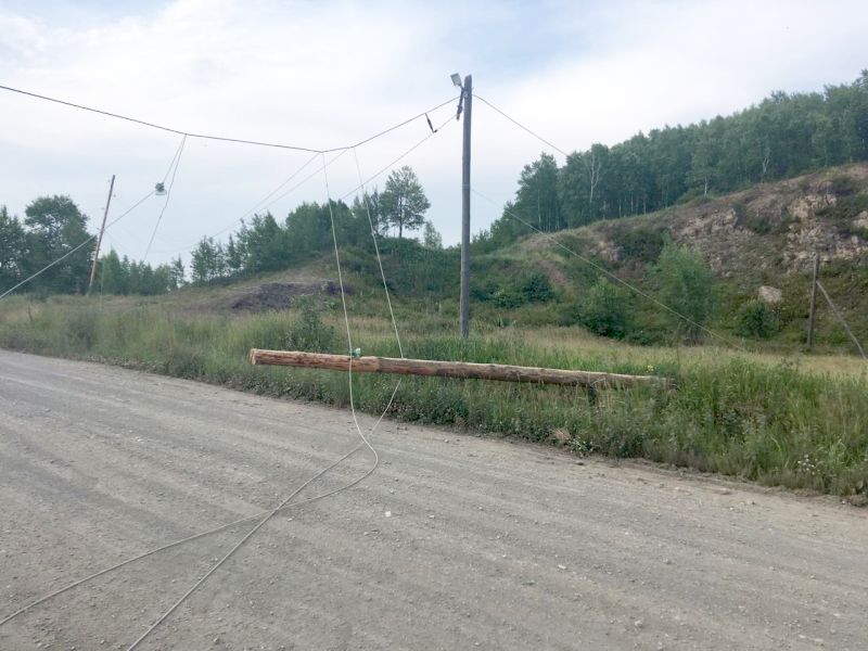 Жители п. Харпичан в Солнечном районе сидят без света