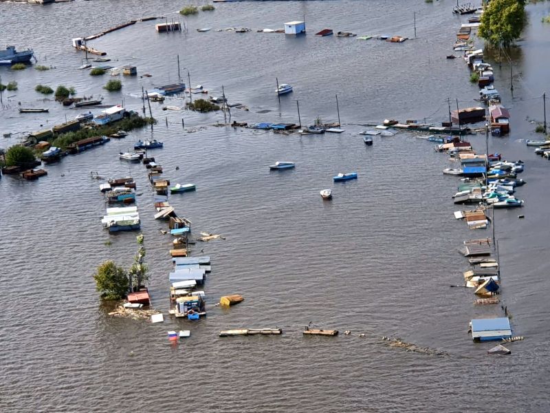 На сегодняшний день в 10 муниципальных образованиях остаются подтопленными 73 населённых пункта, 183 жилых дома и 745 приусадебных участков