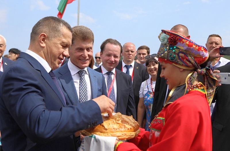 «Улица Дальнего Востока» открылась в Приморье. Фото Александра Сафронова (Администрация Приморского края)