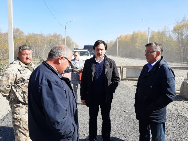 Марш-бросок по ремонтируемым дорогам Комсомольска совершил Александр Жорник