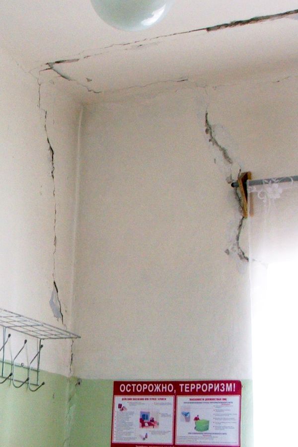 В коридорах амбулатории п. Токи Ванинский район