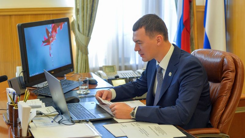 Все вопросы, которые волную матерей, одинаково важны для власти - Михаил Дегтярёв