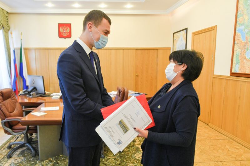 Врио губернатора Хабаровского края Михаил Дегтярёв поддержал предложения главы Тугуро-Чумиканского района Изабеллы Осиповой, касающиеся развития социальной инфраструктуры муниципалитета