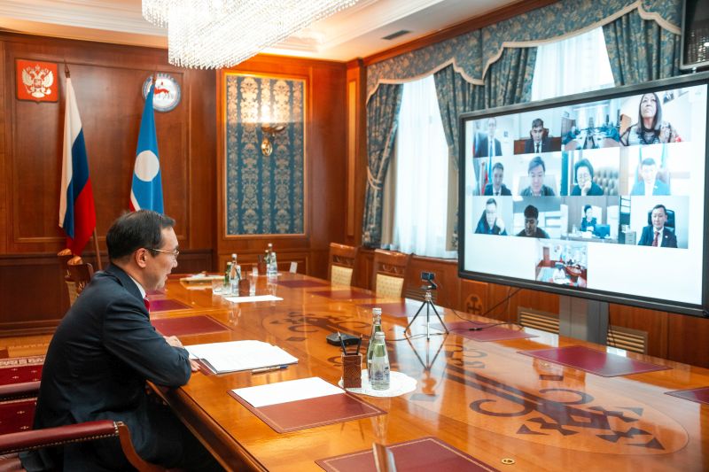 Айсен Николаев обсудил с научным сообществом Якутии дальнейшее развитие НОЦ «Север»