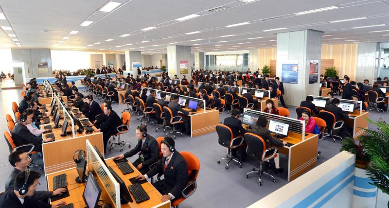 В Храме науки и техники.