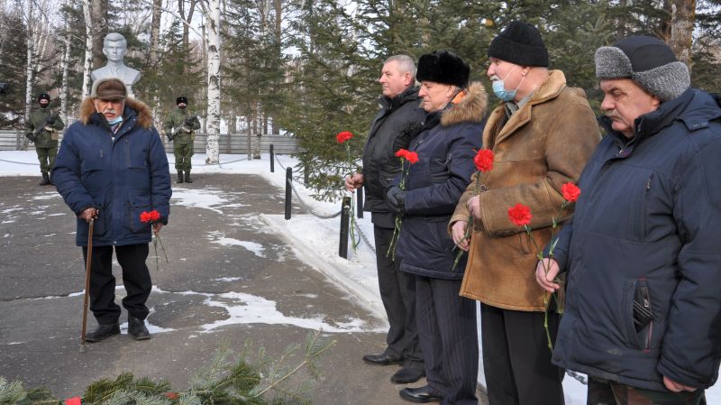 Хабаровские пограничники отметили День памяти воинов-интернационалистов