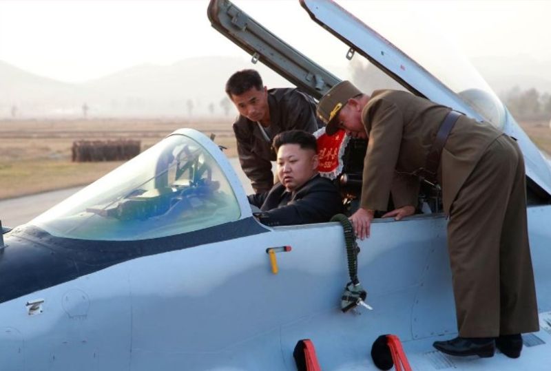 Во время проверочного полета боевых летчиков ВВПВС КНА. Октябрь 2014 г.