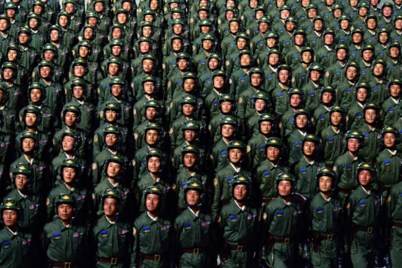 Колонны военного парада в честь 75-летия основания ТПК.