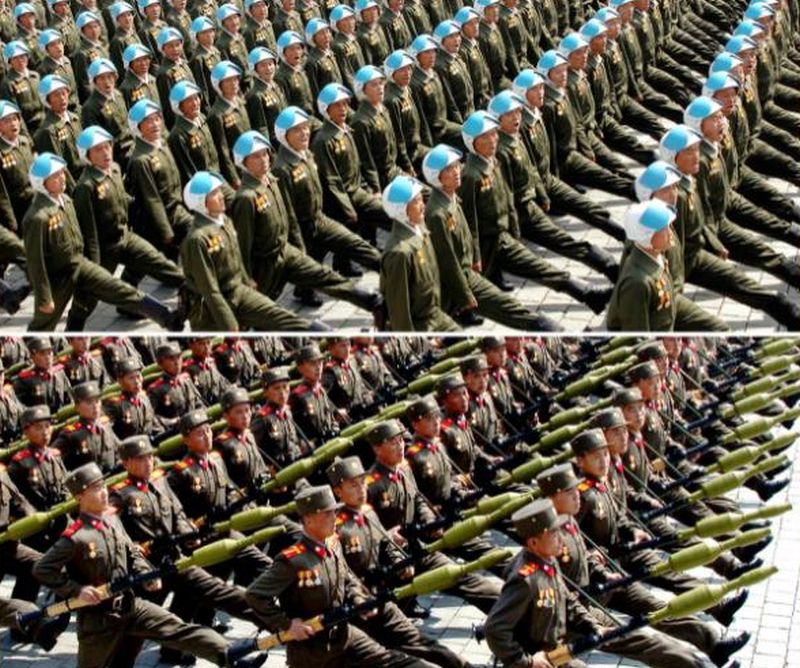 Колонны военного парада в честь 100-й годовщины со дня рождения Ким Ир Сена.