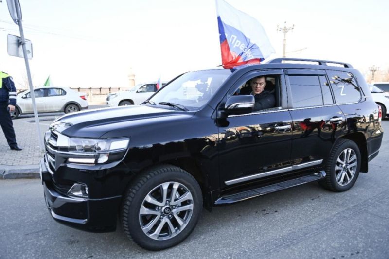 Михаил Дегтярев дал старт Всероссийскому автопробегу профсоюзов «ZA мир без нацизма!»