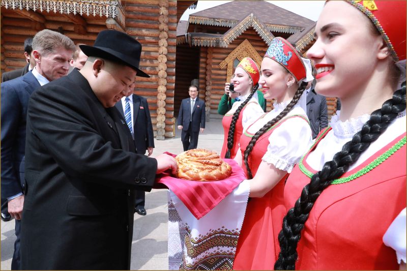 Ким Чен Ын приглашен на обед, который устроил губернатор Приморского края в ресторане «Лесная заимка».