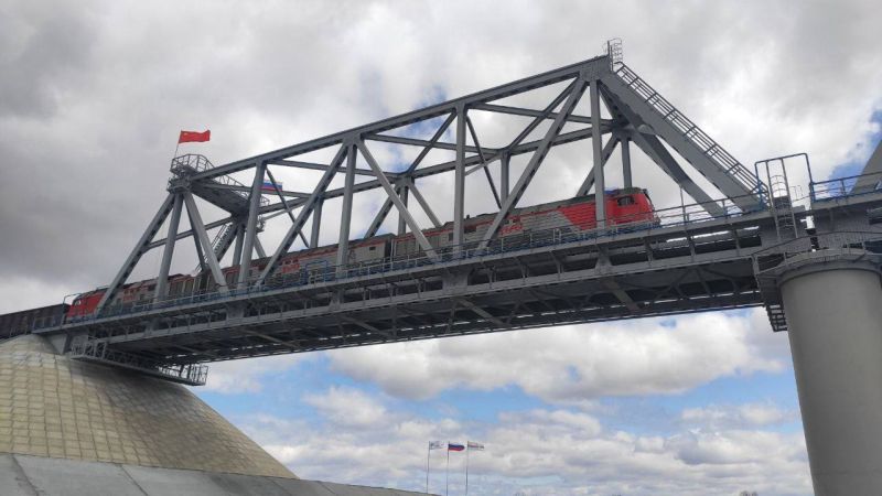 Российскую часть железнодорожного мостового перехода Нижнеленинское (РФ) - Тунцзян (КНР) открыли в ЕАО