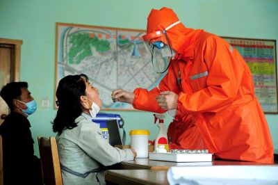 Постоянно проводились медицинское обследование и осмотр каждого жителя.