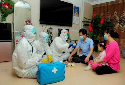 Постоянно проводились медицинское обследование и осмотр каждого жителя.