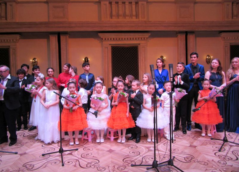 На XVI Международном фестивале «Москва встречает
друзей» юные музыканты демонстрировали свой талант.