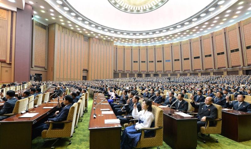 Представители народа на сессии ВНС КНДР