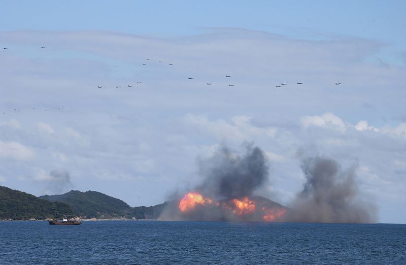 Учения авиаотрядов ВВС КНА по нанесению огневого удара. Октябрь 111 г. чучхе (2022).
