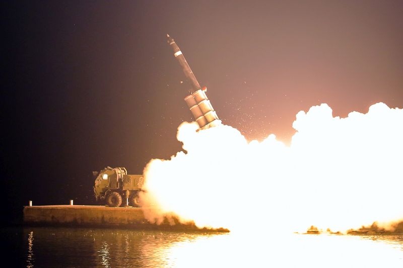 Учения по стрельбе из сверхкрупной РСЗО. Октябрь 111 г. чучхе (2022).