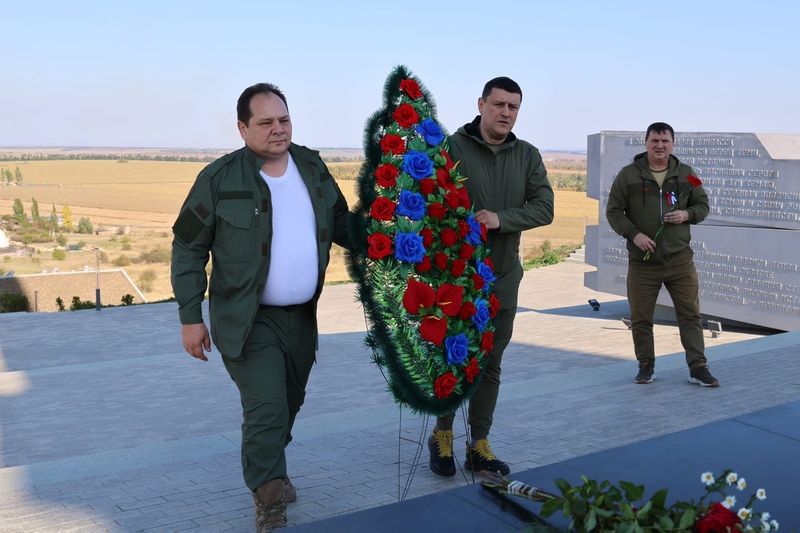 Губернатор ЕАО Ростислав Гольдштейн посетил зону специальной военной операции
