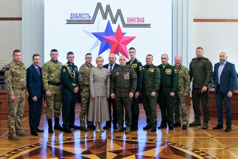 В ЕАО стартовала кадровая программа для участников и ветеранов СВО «Доблесть Хингана» (нажмите, чтобы увеличить)