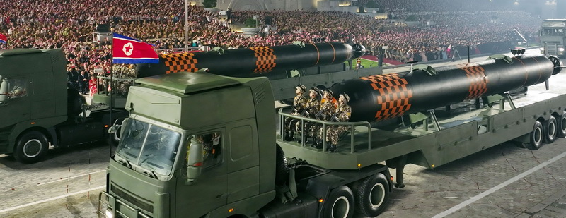 Колонна механизированных войск на военном параде в честь 70-летия Победы в Отечественной освободительной войне. Июль 2023 года.