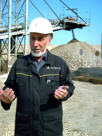 Директор фабрики Виктор Федоров