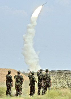 По оценке специалистов, система C-400 не имеет аналогов в мире. Фото: ИТАР-ТАСС