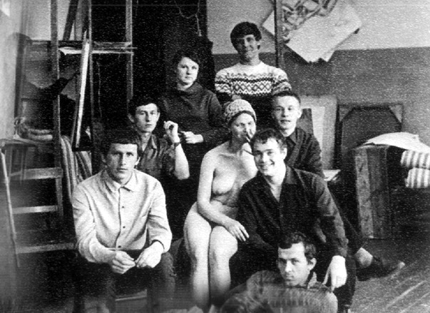 На худграфе ХГПИ, 1972 г.