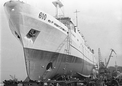 Было время строили и такие суда (нажмите, чтобы увеличить)