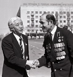 Ветераны двух народов (нажмите, чтобы увеличить)