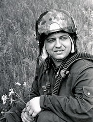 Военный летчик (нажмите, чтобы увеличить)