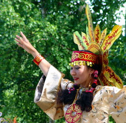 Танец (нажмите, чтобы увеличить)