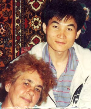 Галина Константиновна (внизу) и Кан