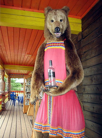 Японцев встретили по-русски