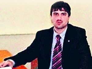 В Нанайском районе, где Виктор Басов был зампрокурора, в лицо его знали немногие. И это фото Басова мы нашли на его странице в Интернете. Фото: Фото с сайта «ВКонтакте.ру»