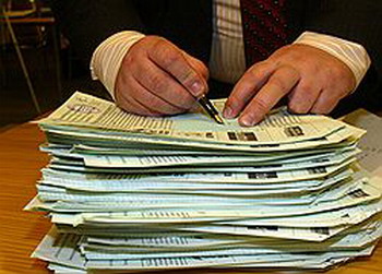 Пересчет результатов волеизъявления в Хабаровском крае прошел успешно для «Единой России»| Фото: Евгений Переверзев/Коммерсантъ