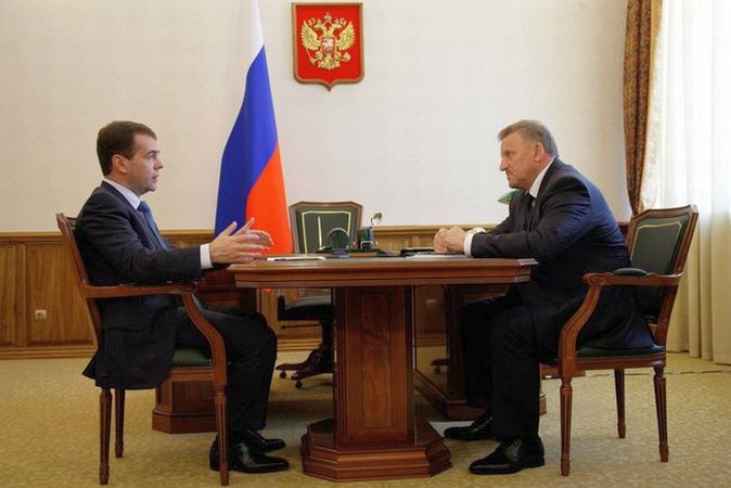 Д. Медведев и В. Шпорт