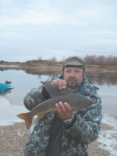 Крепыш хариус на 48 см и 1,25 кг.