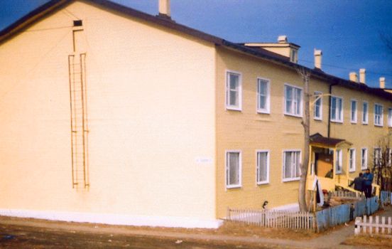 Вот такие наши дома снаружи...