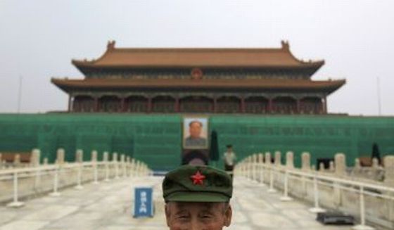 Китай не дает забыть, что это — коммунистическая страна