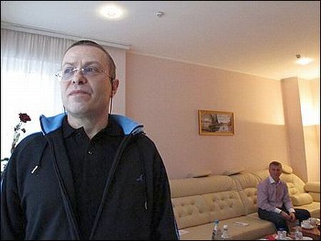 Arkadi Gontmakher, left, and his attorney, Vladimir Odyagaylo, at a Kamchatka resort last month. (Will Englund)