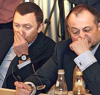 Малоизвестный Иван Микоян оставил с носом Олега Дерипаску и Владимира Лисина, выиграв у них аукцион по продаже порта Ванино. Фото: Александр Миридонов / Коммерсантъ